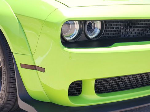 Used 2023 Dodge Challenger SRT Hellcat RWD image 9