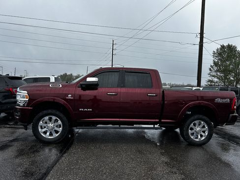 Used 2021 RAM 2500 Laramie AWD/4WD image 2