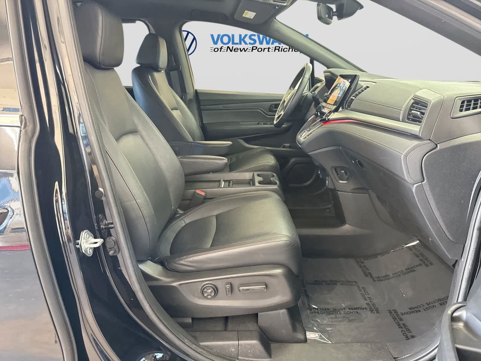 Used 2023 Honda Odyssey Sport image 27