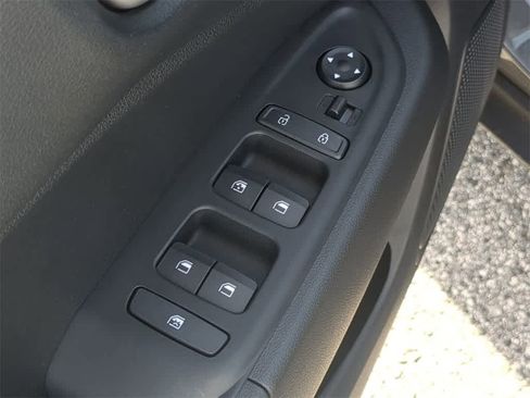 New 2026 Hyundai Venue SEL image 18