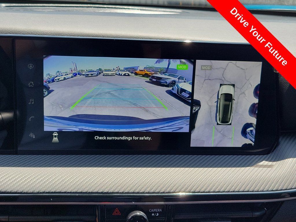 Used 2025 Nissan Kicks SR FWD image 12