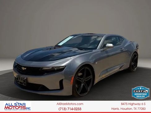 Used 2021 Chevrolet Camaro SS RWD image 3