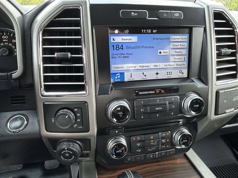 Used 2016 Ford F150 Lariat w/ Equipment Group 502A Luxury AWD/4WD image 22