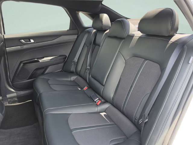 Used 2024 Kia K5 GT-Line w/ GT-Line Premium Package FWD image 27