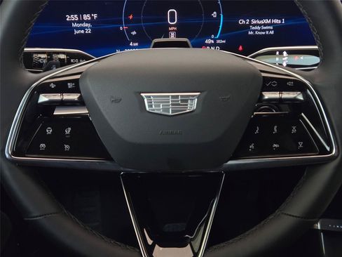 Used 2024 Cadillac Lyriq Sport RWD image 17