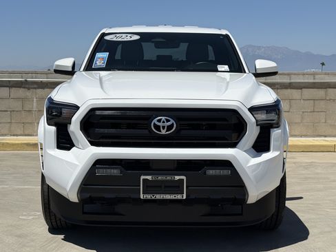 Used 2025 Toyota Tacoma SR5 RWD image 6