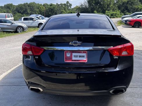 Used 2016 Chevrolet Impala LTZ w/ Enhanced Convenience Package FWD image 5