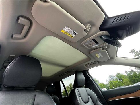 Certified 2023 Volvo XC90 B5 Plus image 13