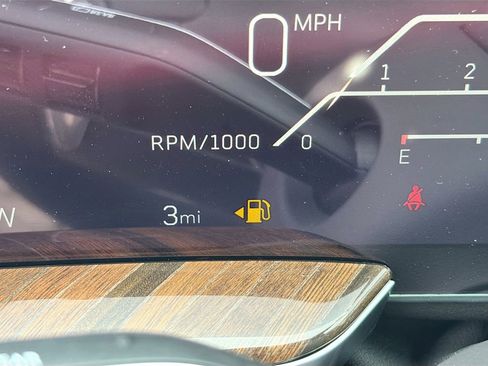 New 2026 Cadillac Escalade Platinum Sport w/ LPO, ONYX Package image 12