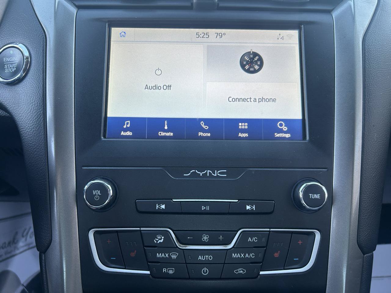 Used 2019 Ford Fusion SEL FWD image 22