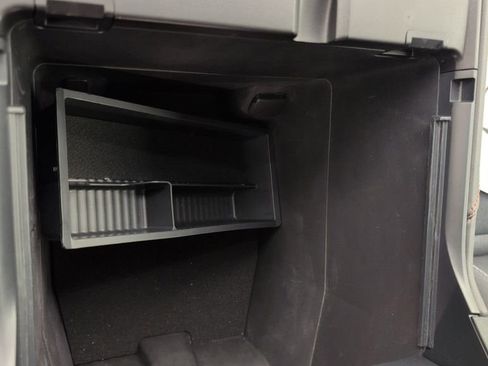 Used 2025 Ford Expedition Max Active image 48