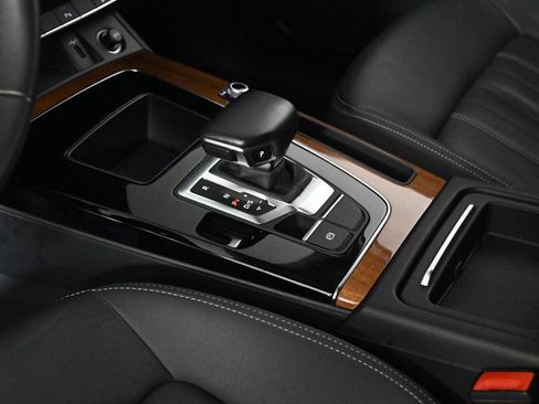 Certified 2022 Audi Q5 2.0T Premium w/ Convenience Package image 20