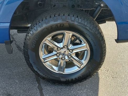 Used 2025 Ford F150 XLT w/ Equipment Group 301A Standard AWD/4WD image 15