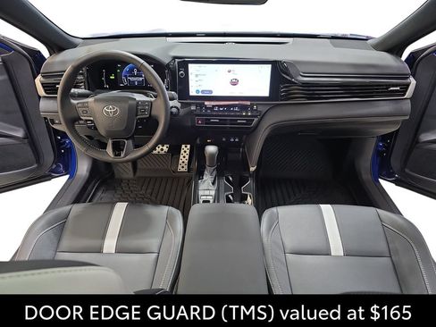Used 2026 Toyota Camry SE w/ Multimedia Upgrade Package FWD image 11