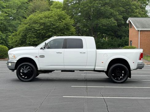 Used 2015 RAM 3500 Laramie Longhorn AWD/4WD image 2