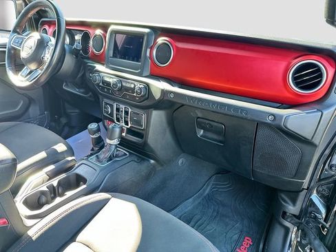 Used 2018 Jeep Wrangler Unlimited Rubicon image 29