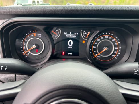 New 2026 Jeep Gladiator Sport image 28