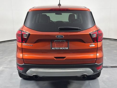 Used 2019 Ford Escape SE FWD image 6