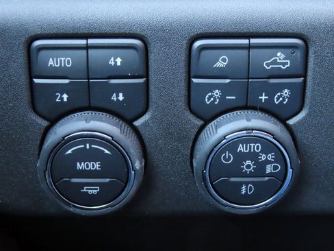 New 2025 Chevrolet Silverado 1500 RST AWD/4WD image 15