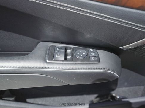 Used 2013 Mercedes-Benz SL 550 image 60