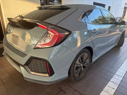 Used 2017 Honda Civic EX image 4