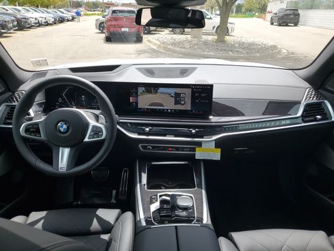 New 2026 BMW X5 xDrive40i w/ M Sport Package AWD/4WD image 20