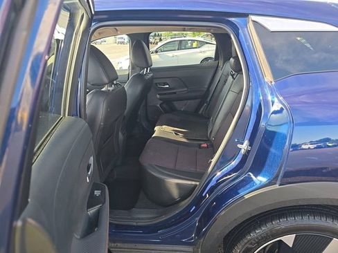 Used 2025 Nissan Kicks SR FWD image 7