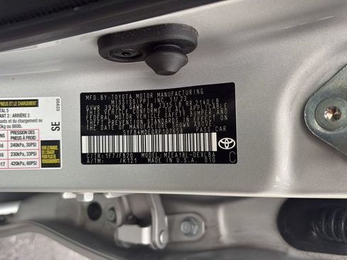 Used 2024 Toyota Corolla LE FWD image 25
