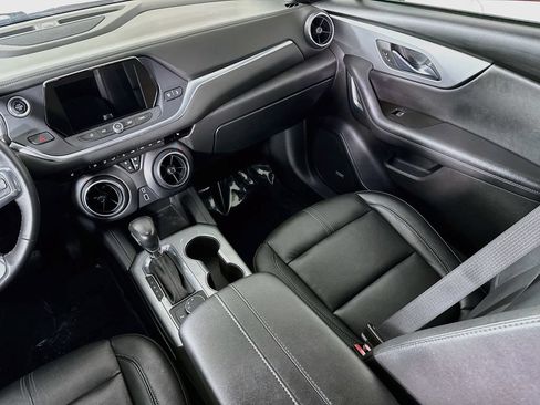 Used 2019 Chevrolet Blazer LT w/ Sound & Technology Package FWD image 27