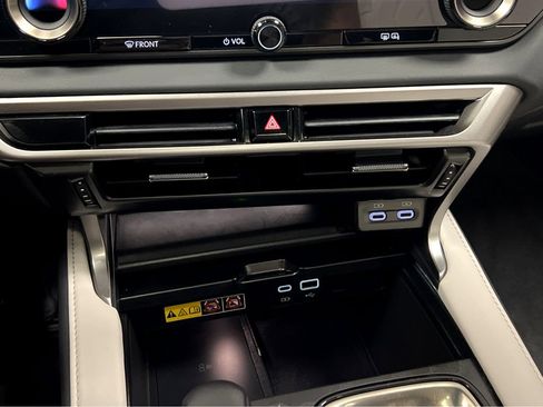 Certified 2026 Lexus RX 350h AWD/4WD image 17