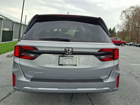 New 2026 Honda Odyssey EX-L image 5