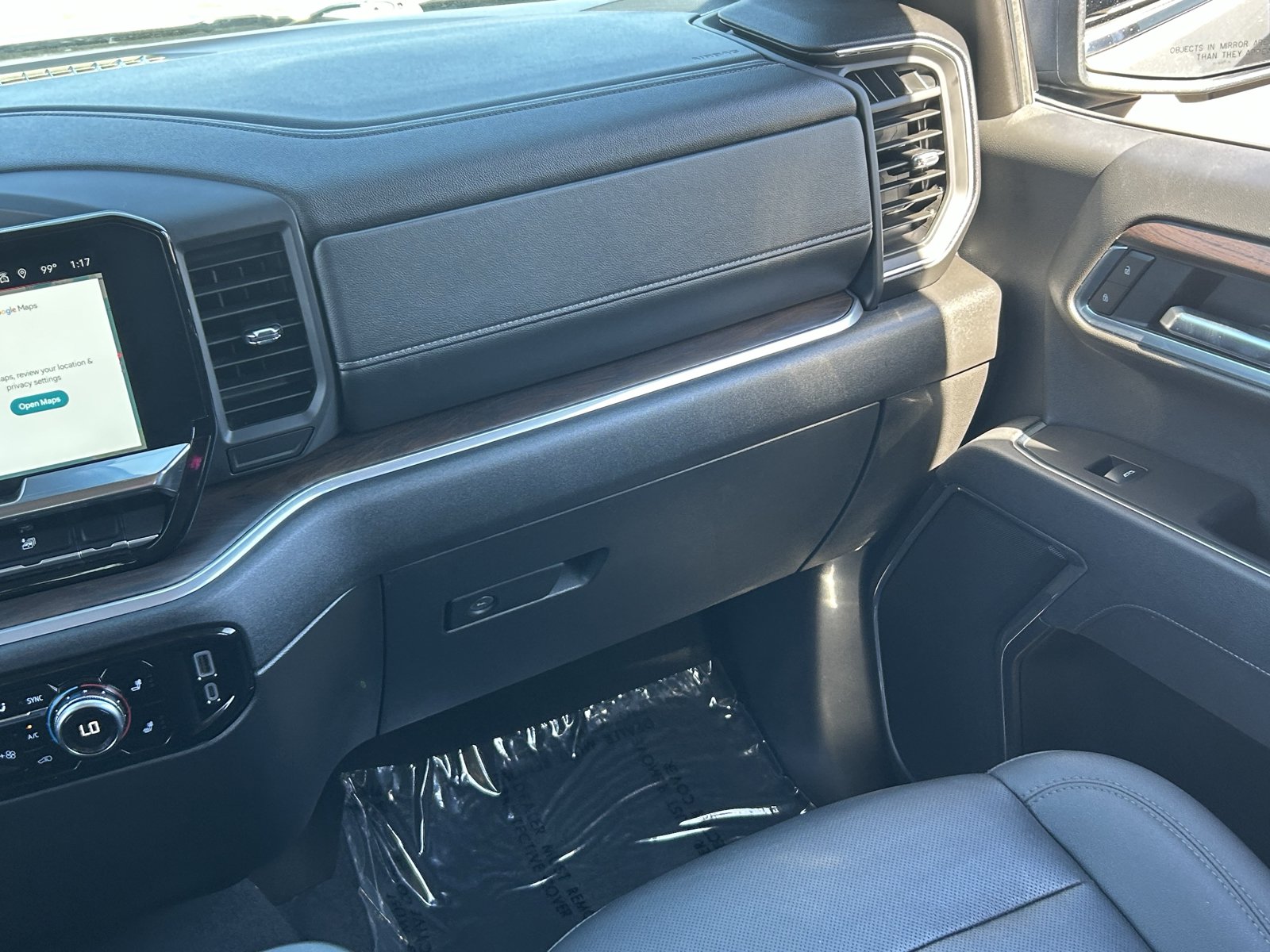 Certified 2025 GMC Sierra 1500 SLT RWD image 18