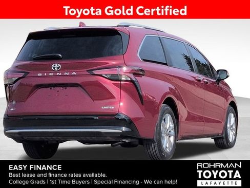 Used 2026 Toyota Sienna Limited FWD image 6
