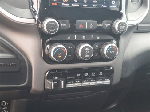 Used 2020 RAM 3500 Big Horn w/ Night Edition image 24