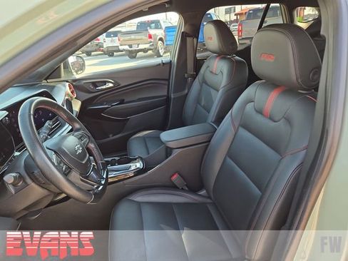 Used 2024 Chevrolet Trax RS w/ Driver Confidence Package FWD image 17