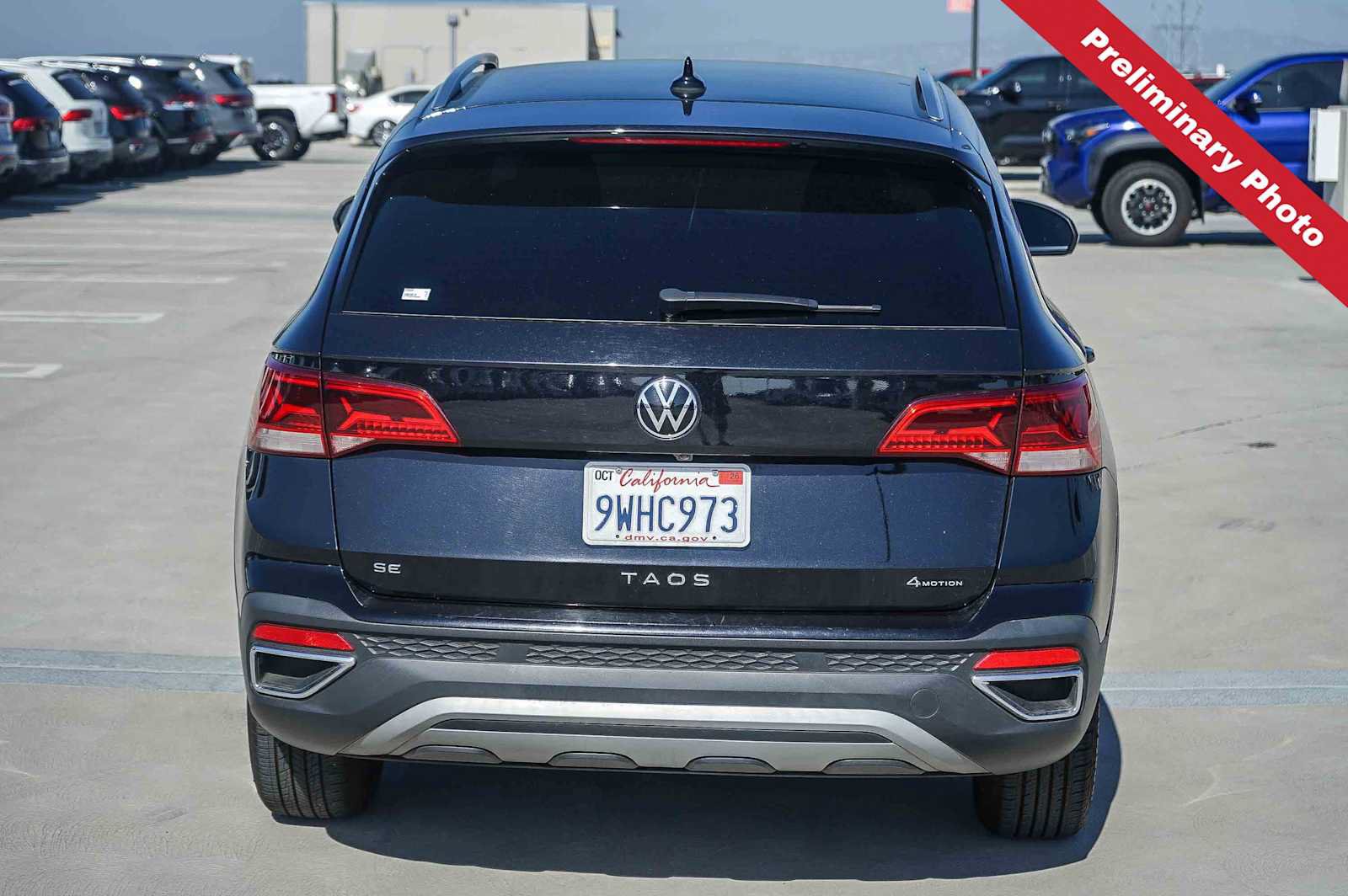 Used 2024 Volkswagen Taos SE AWD/4WD image 7