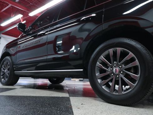 Used 2021 Ford Expedition Limited AWD/4WD image 43