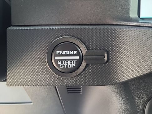 Used 2024 Ford Bronco Badlands AWD/4WD image 21