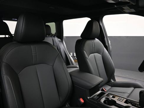 New 2026 Subaru Outback Touring XT image 13