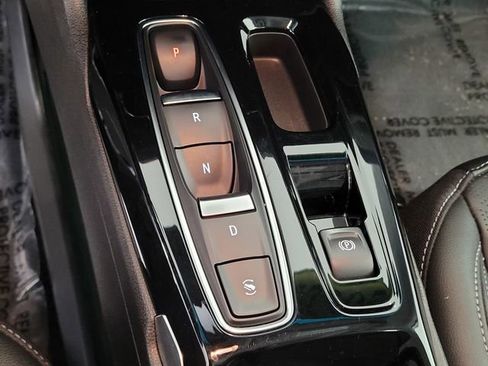 Used 2022 Chevrolet Bolt LT w/ Infotainment Package image 19