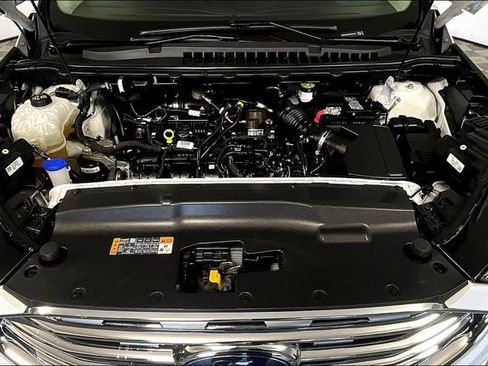 Used 2022 Ford Edge SEL w/ Convenience Package image 9