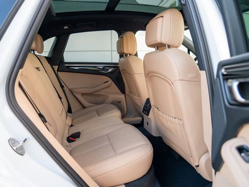 New 2026 Porsche Macan S image 26