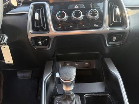 Certified 2023 Kia Sorento LX FWD image 15