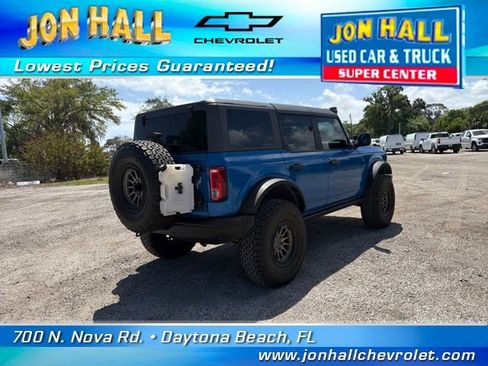 Used 2022 Ford Bronco Black Diamond image 12