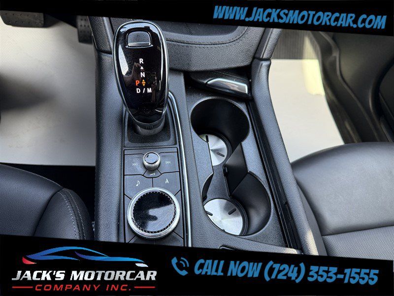 Used 2025 Cadillac XT5 Premium Luxury w/ LPO, Floor Liner Package AWD/4WD image 33