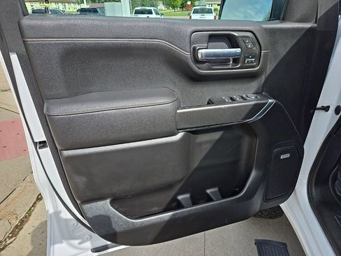 Used 2021 GMC Sierra 1500 AT4 w/ AT4 Premium Package AWD/4WD image 18