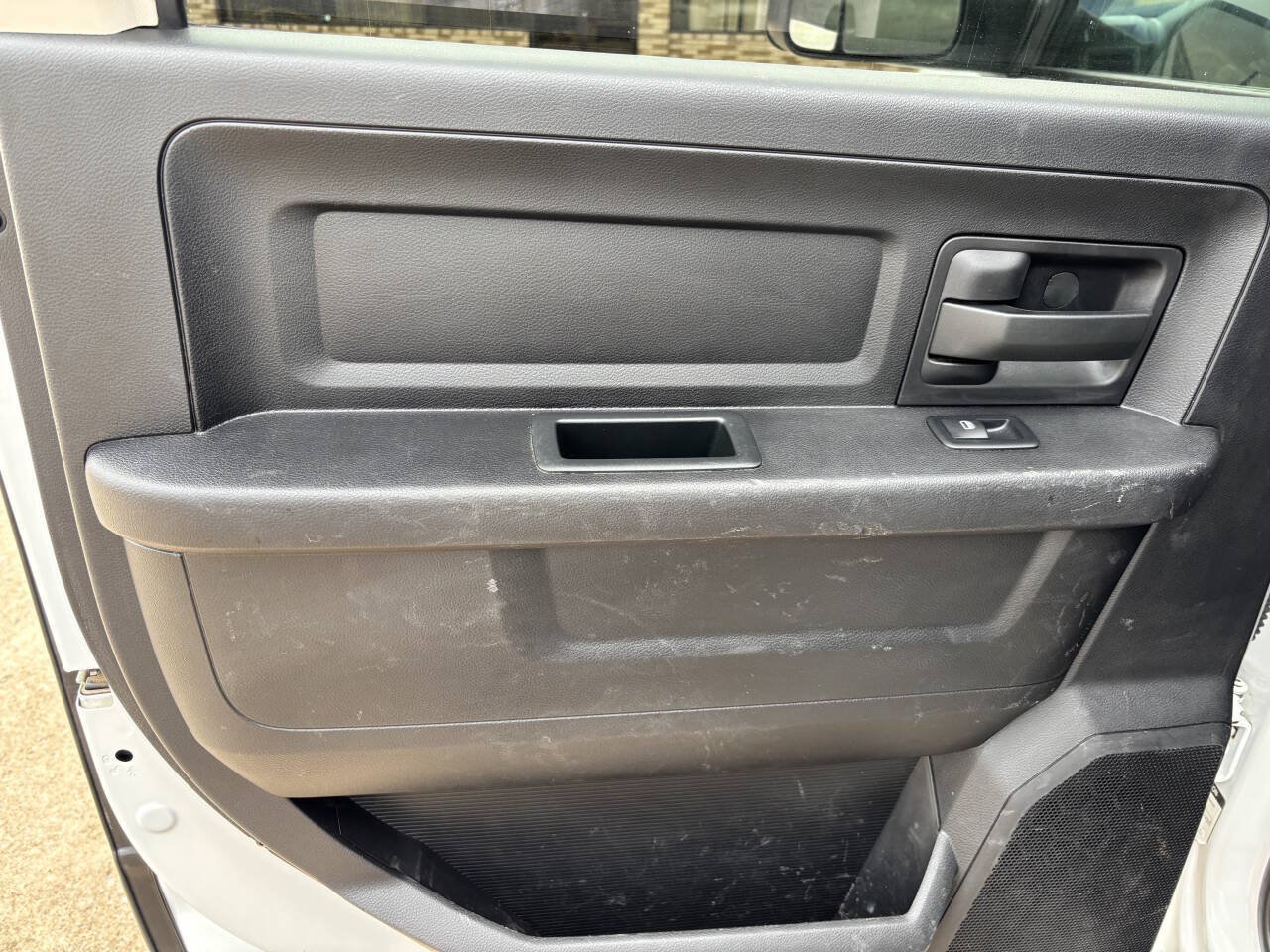 Used 2017 RAM 2500 Tradesman w/ Chrome Appearance Group AWD/4WD image 16