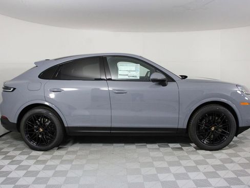 New 2026 Porsche Cayenne Coupe image 8