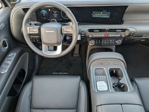 New 2026 Hyundai Palisade Calligraphy FWD image 6