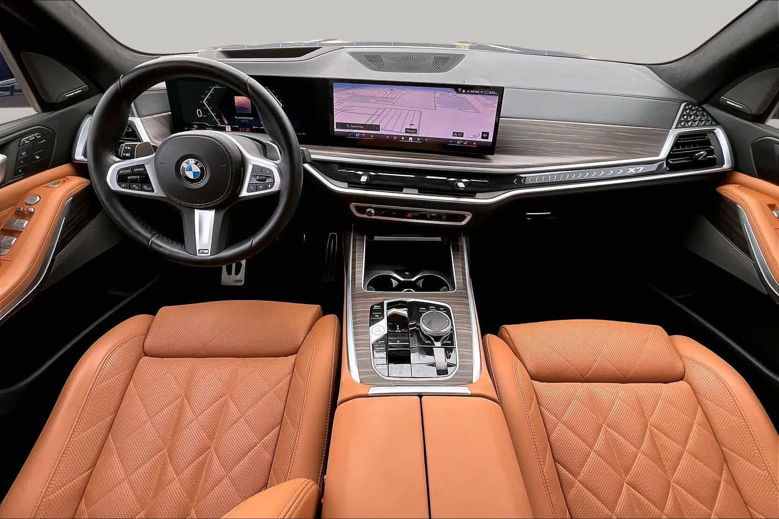 Used 2024 BMW X7 xDrive40i w/ M Sport Package AWD/4WD image 16